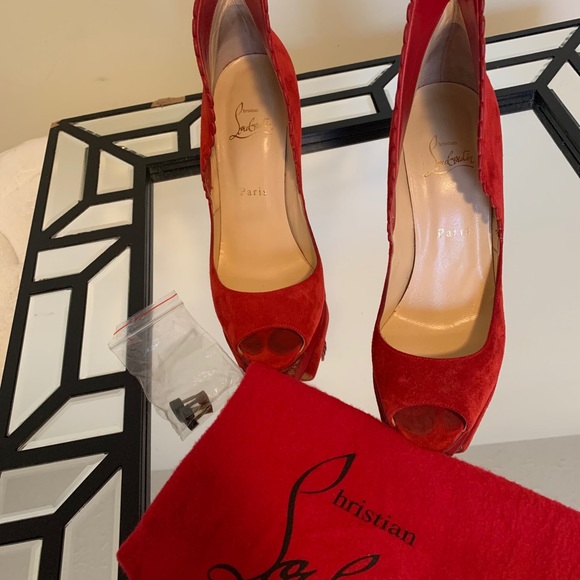 Christian Louboutin- Pijonina - Picture 2 of 4